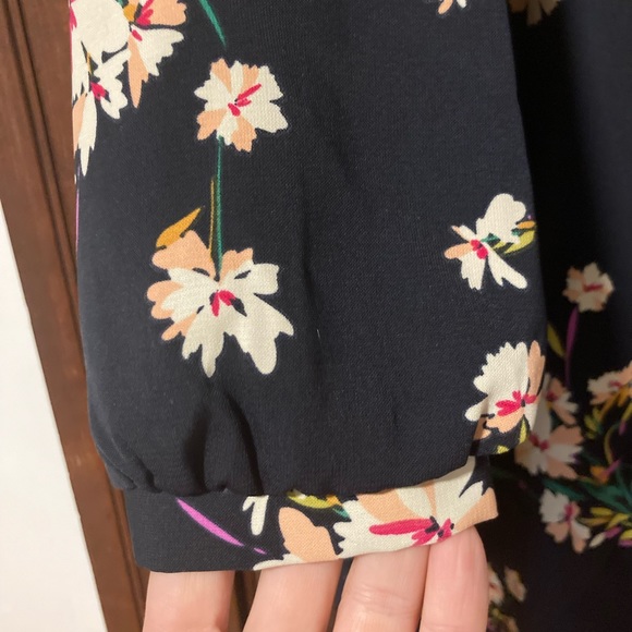 Navy floral shift dress by Lulu’s - Picture 4 of 5